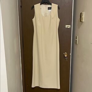 Elegant Cream Midi Dress